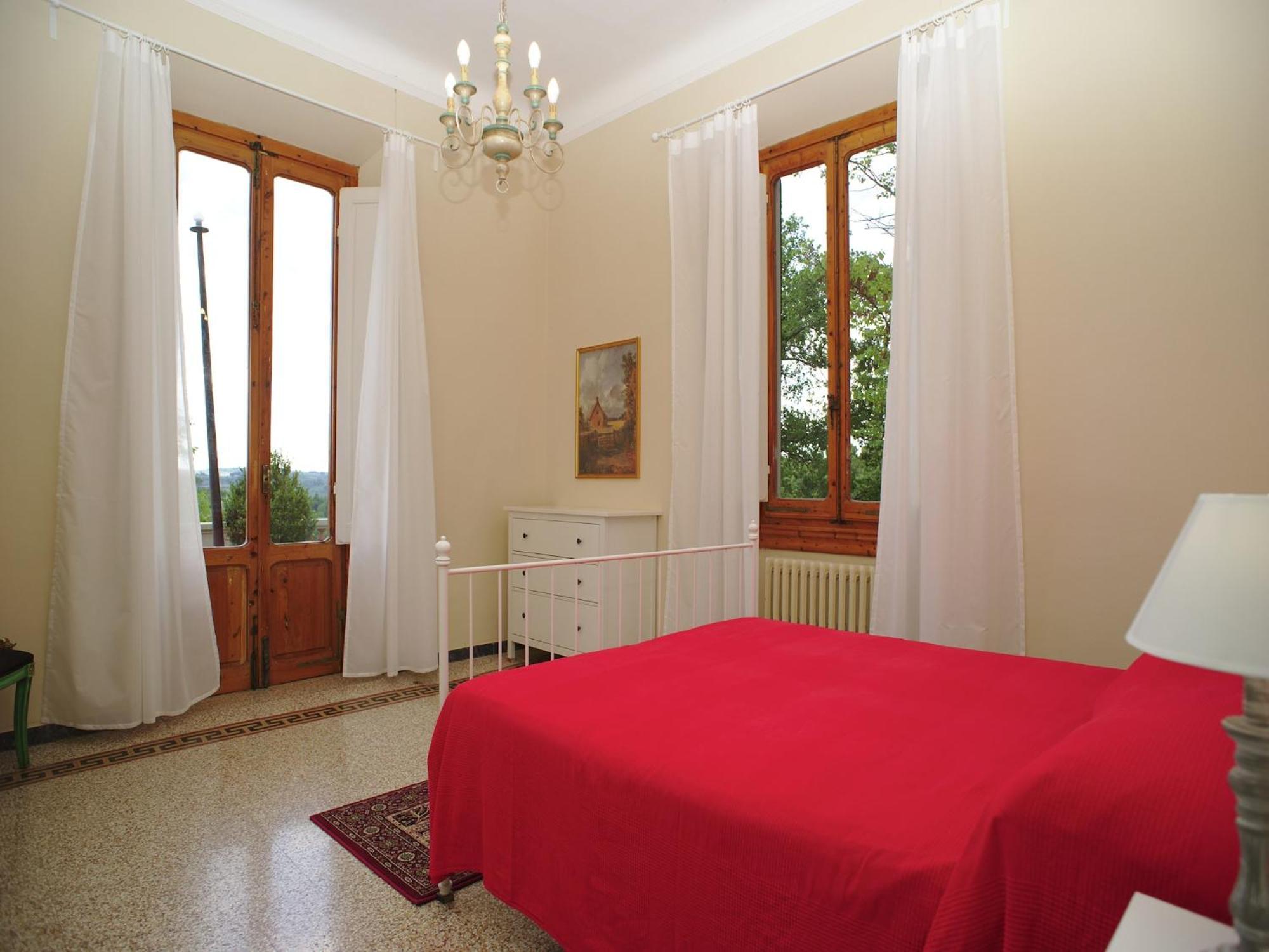 Lovely Holiday Home In Montefiridolfi With Hill View ภายนอก รูปภาพ