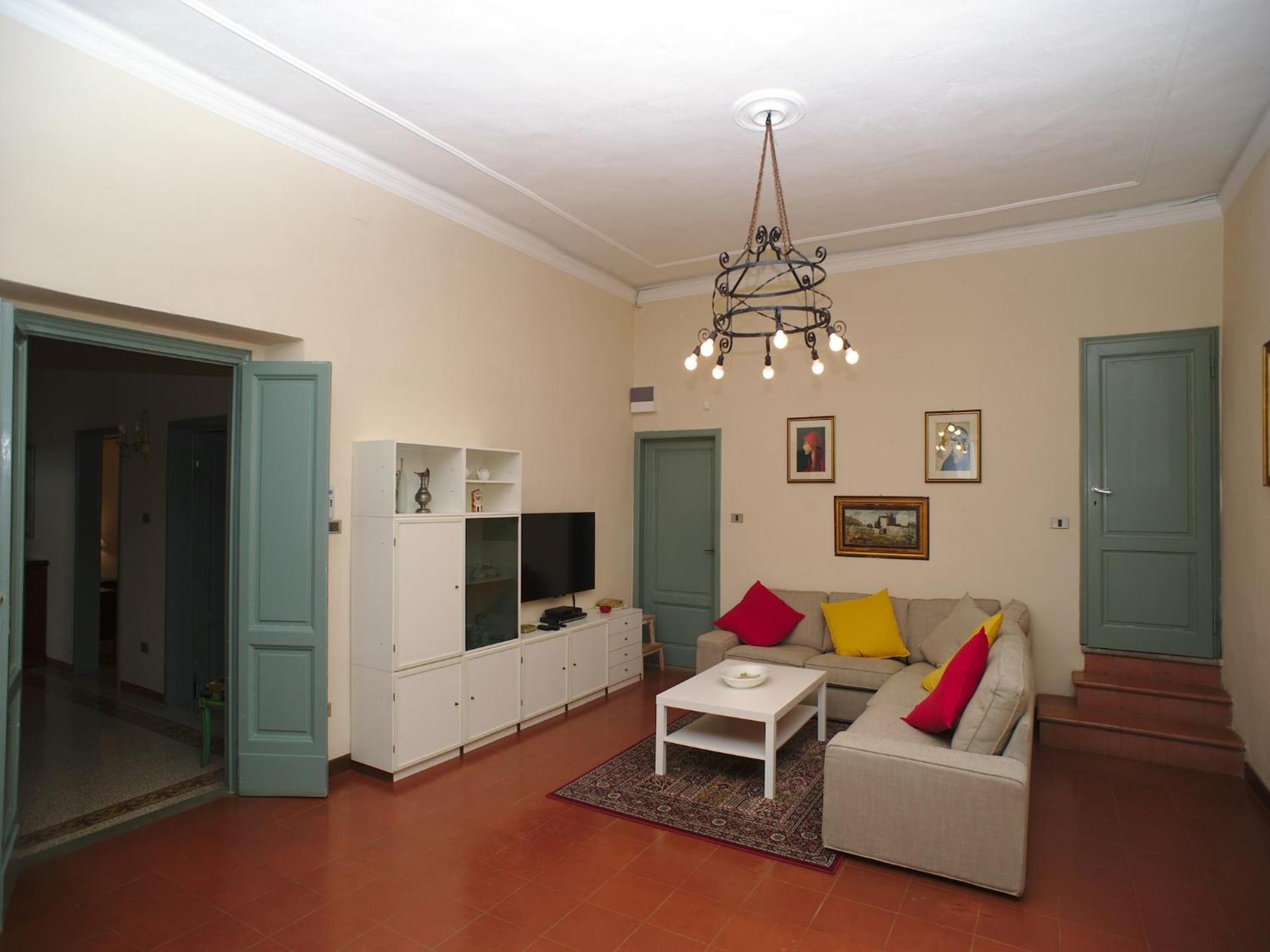 Lovely Holiday Home In Montefiridolfi With Hill View ภายนอก รูปภาพ